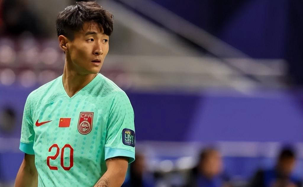 其次, 的球员, 在当前形势